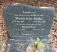 Wietske Waldus (1881-1961) en Willem Krist (1884-1966) en hun dochter Jacobje Krist (1930-2011)
